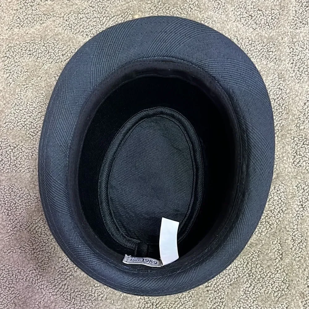 Children’s Place 1989 Large 2-4yr Black Plaid Hat with Black Ribbon